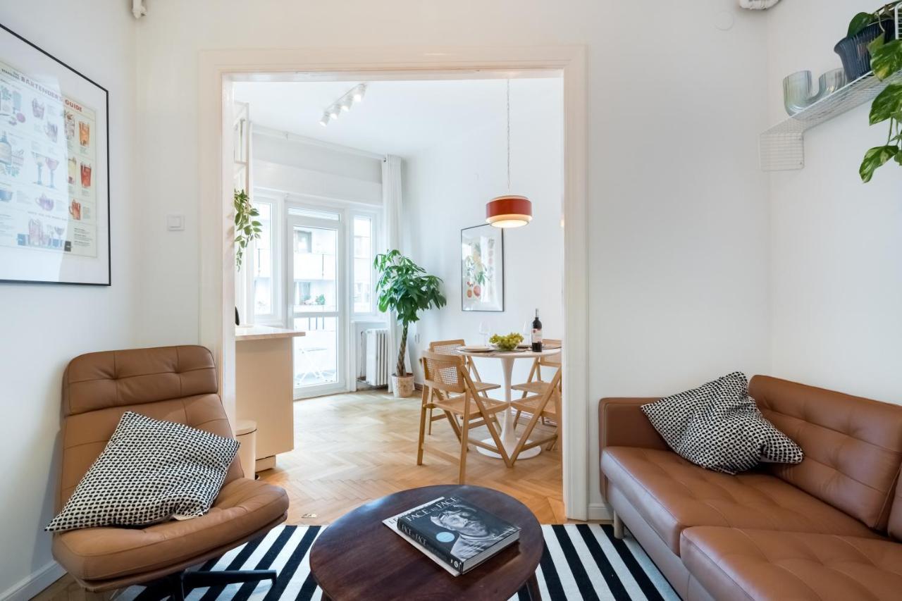Cismigiu Serenity: 1Br Flat With Scenic Balcony Bucharest Luaran gambar