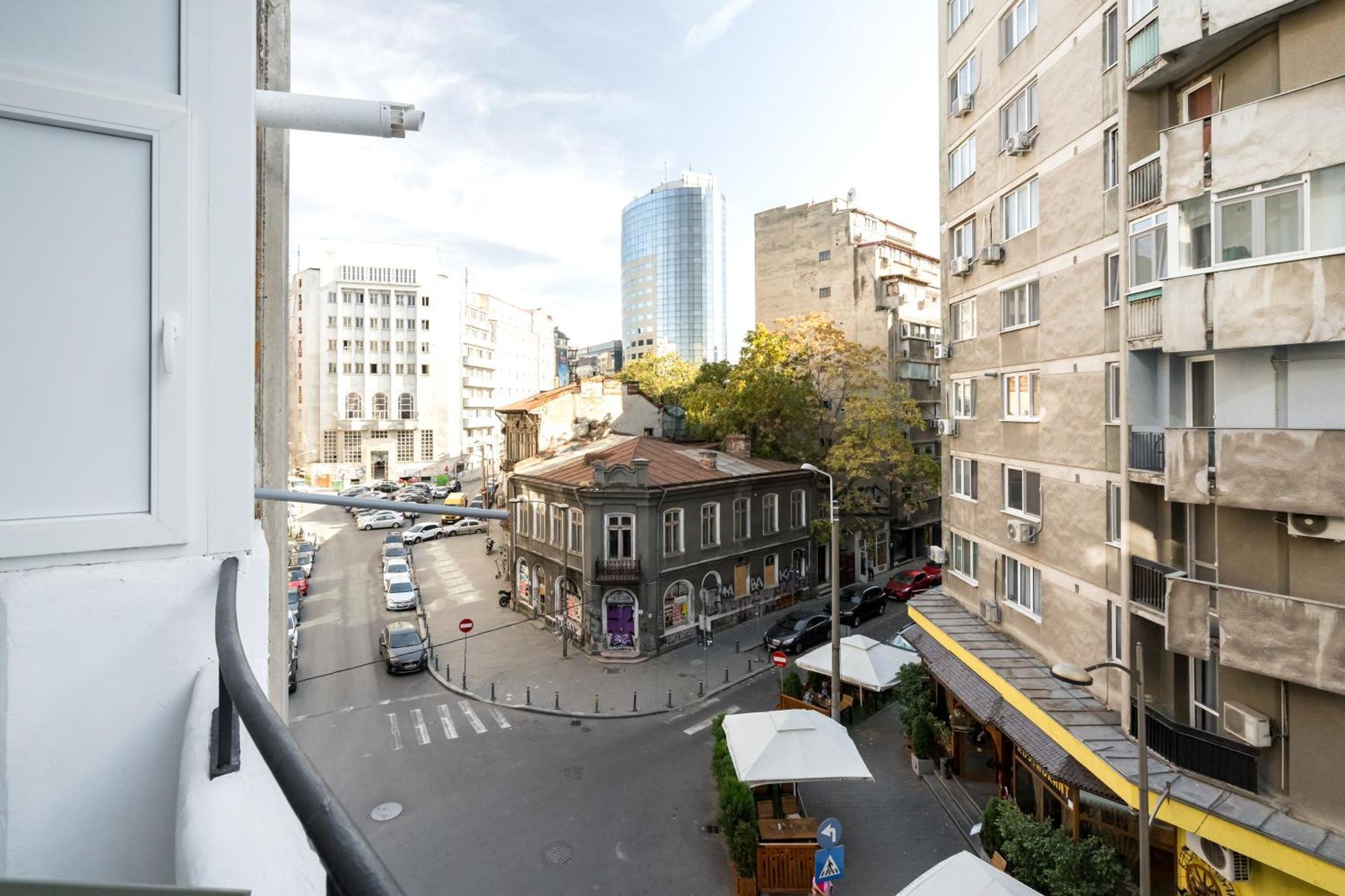 Cismigiu Serenity: 1Br Flat With Scenic Balcony Bucharest Luaran gambar
